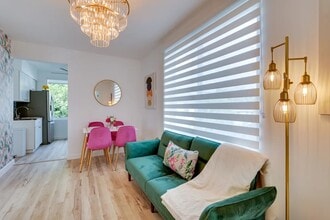 1320 SW 11th St, Unit 3 in Miami, FL - Foto de edificio - Building Photo