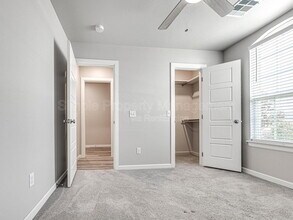 400 Fallview Ct in Edmond, OK - Building Photo - Building Photo