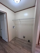 5 Oak Tree Ln in Elkton, MD - Building Photo - Building Photo