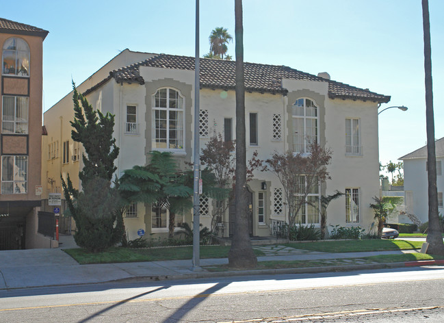 1654 N Stanley Ave in Los Angeles, CA - Building Photo - Building Photo