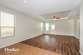 20114 Brookwood Holw in Richmond, TX - Foto de edificio - Building Photo