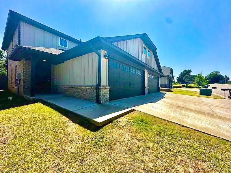 4314 NE 119th St in Oklahoma City, OK - Building Photo