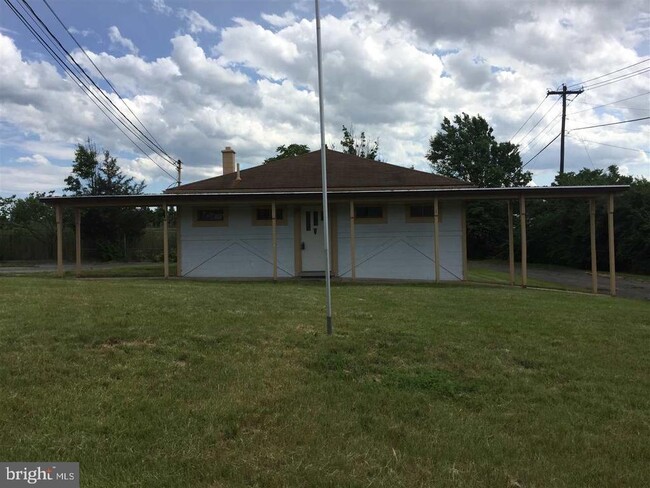 property at 705 S Spring Garden St