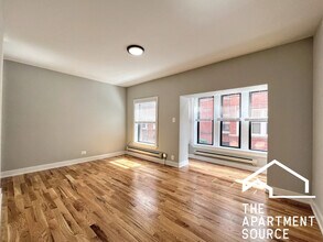 4419 N Wolcott Ave, Unit A2 in Chicago, IL - Foto de edificio - Building Photo