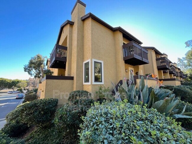 1680 N Coast Hwy 101 in Encinitas, CA - Building Photo - Building Photo