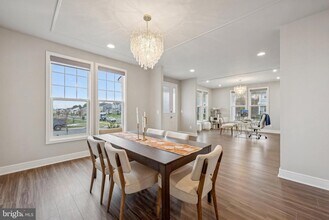 101 Milvian Wy SE in Leesburg, VA - Building Photo - Building Photo