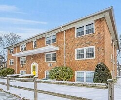 47 Alvarado Ave in Worcester, MA - Building Photo