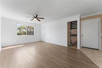 1918 Conway Rd in Orlando, FL - Building Photo - Building Photo