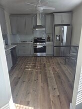 1049 59th St in Oakland, CA - Building Photo - Building Photo