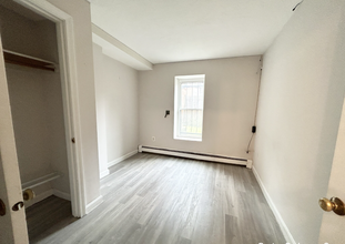 89 Hammond St, Unit 1 in Boston, MA - Building Photo - Building Photo