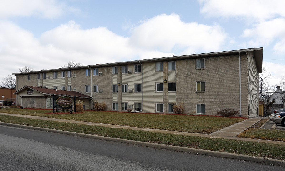 Andrews Gardens in Indianapolis, IN - Building Photo