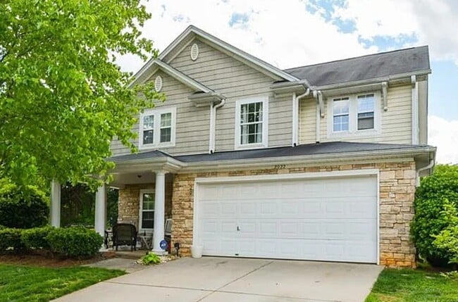 property at 2922 Glazer Valley Ct