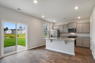 56 Cedar View Cir in Bluffton, SC - Building Photo