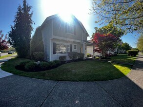 2096 Palisade Blvd in Dupont, WA - Building Photo - Building Photo