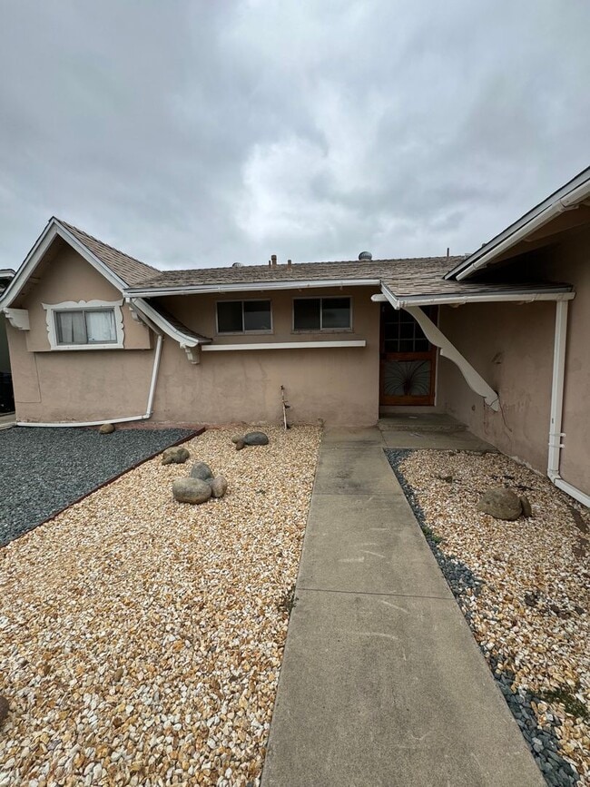 4222 Tolowa St in San Diego, CA - Building Photo - Building Photo