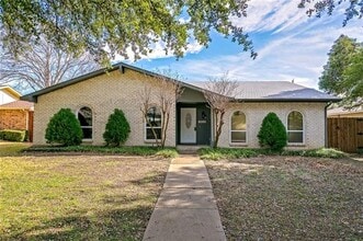 5000 Goodwin Dr in Plano, TX - Building Photo - Building Photo