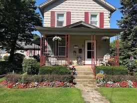 205 N Illini St in Shabbona, IL - Building Photo