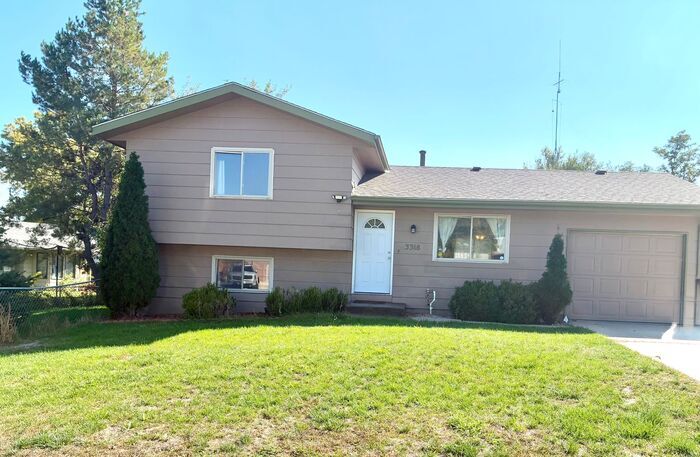 3318 W 24th Street Rd in Greeley, CO - Building Photo