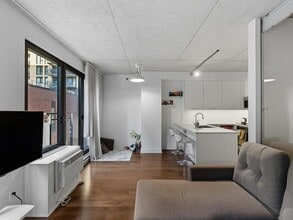 1000 Rue Ottawa in Montréal, QC - Building Photo - Building Photo