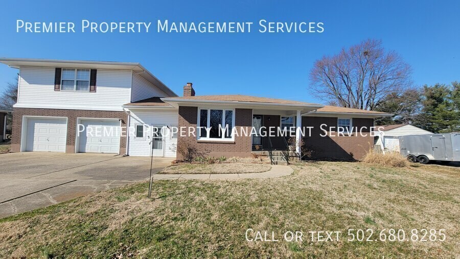 12607 S Pope Lick Rd in Jeffersontown, KY - Building Photo