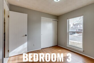 3149 N Oak Cir, Unit 2 in Broomfield, CO - Foto de edificio - Building Photo