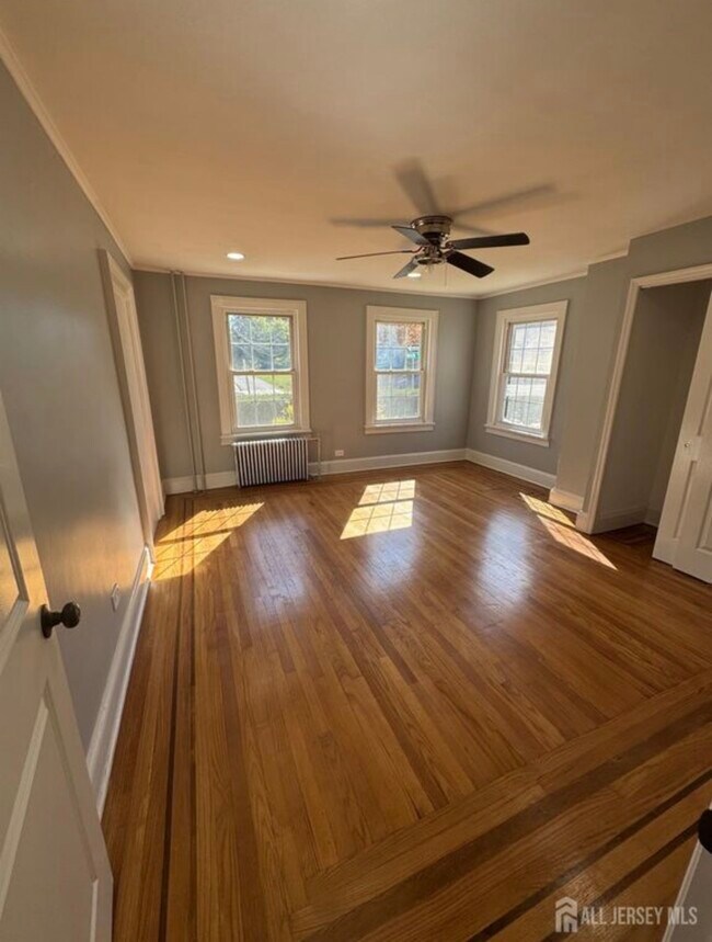 139 Main St in South River, NJ - Building Photo - Building Photo