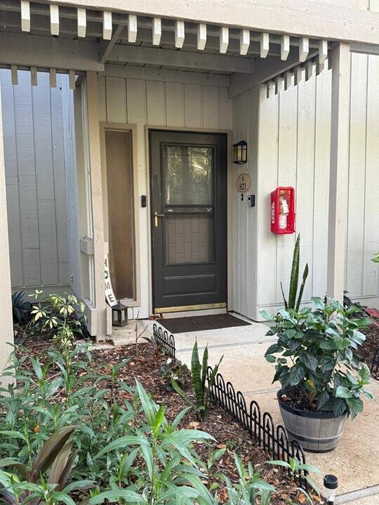 821 Pinewood Ct in Haines City, FL - Building Photo