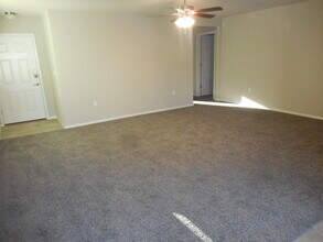 11605 Flor Cedro in Socorro, TX - Building Photo - Building Photo