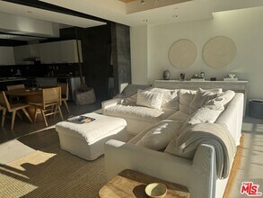 351 Sunset Ave in Los Angeles, CA - Building Photo - Building Photo