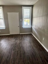1760 Potomac Ave in Pittsburgh, PA - Building Photo - Building Photo