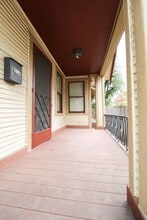 438 W Rosewood Ave in San Antonio, TX - Building Photo - Building Photo