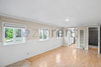 228 Los Gatos Blvd in Los Gatos, CA - Foto de edificio - Building Photo