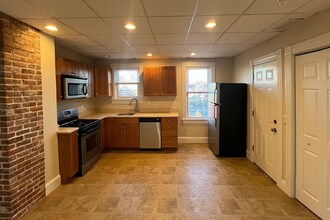 311 Highland Ave in Providence, RI - Building Photo - Building Photo