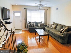 2533 S Rosewood St in Philadelphia, PA - Building Photo