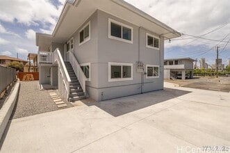 829 Waiaka Pl in Honolulu, HI - Building Photo - Building Photo