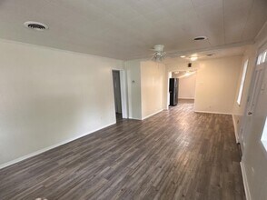 2237 B St NE in Miami, OK - Building Photo - Building Photo