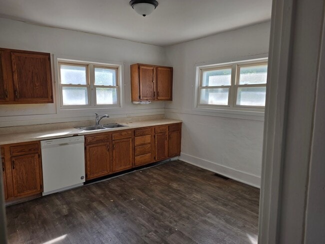 3044 E Carpenter St in Springfield, IL - Building Photo - Building Photo
