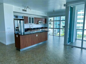 3131 NE 188th St, Unit 2-601 in Aventura, FL - Building Photo - Building Photo