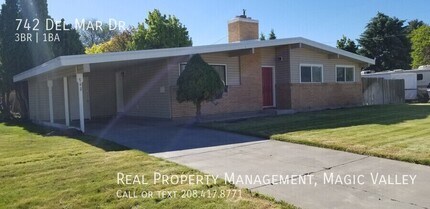 742 Del Mar Dr in Twin Falls, ID - Building Photo - Building Photo