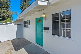 1532 Tallac St in Napa, CA - Building Photo - Building Photo