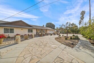 3971 Corona Ave in Norco, CA - Building Photo - Building Photo