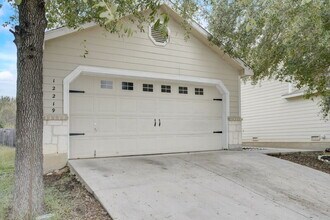 12219 Raw Silver in San Antonio, TX - Building Photo - Building Photo