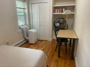 96 Warren St in Boston, MA - Building Photo - Building Photo