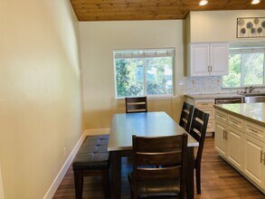 341 CA-173 in Lake Arrowhead, CA - Building Photo - Building Photo