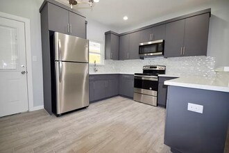 1412 S Iris St, Unit 1412 S Iris Street apartment 1 in Pharr, TX - Building Photo - Building Photo