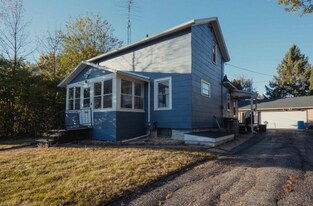 335 W 9th St in Fond du Lac, WI - Building Photo