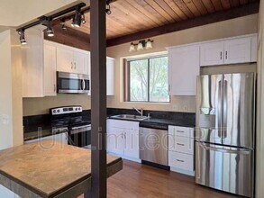 355 Canyon Diablo Rd in Sedona, AZ - Building Photo - Building Photo