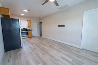 1301 NE 16th Terrace in Fort Lauderdale, FL - Building Photo - Building Photo