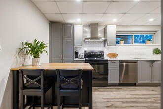 17265 59A Av in Surrey, BC - Building Photo - Building Photo