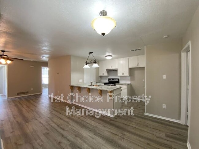 property at 2311 Kingsford Ct